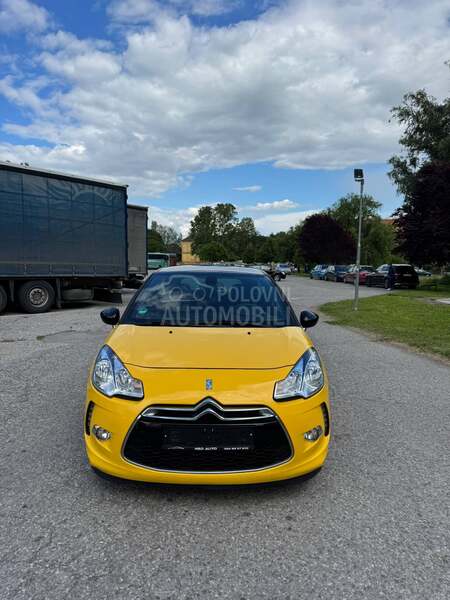 Citroen DS3 1.6HDi/NAVY/SO-CHIC