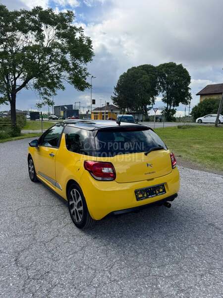 Citroen DS3 1.6HDi/NAVY/SO-CHIC