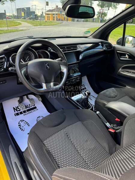 Citroen DS3 1.6HDi/NAVY/SO-CHIC