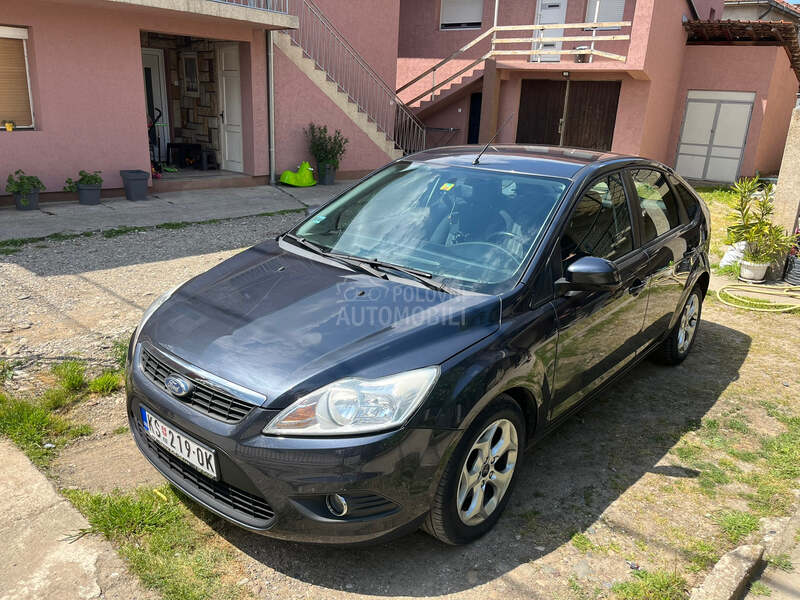 Ford Focus 1.6I TITANIUM