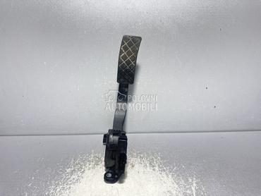 PAPUCICA GASA za Audi Q5