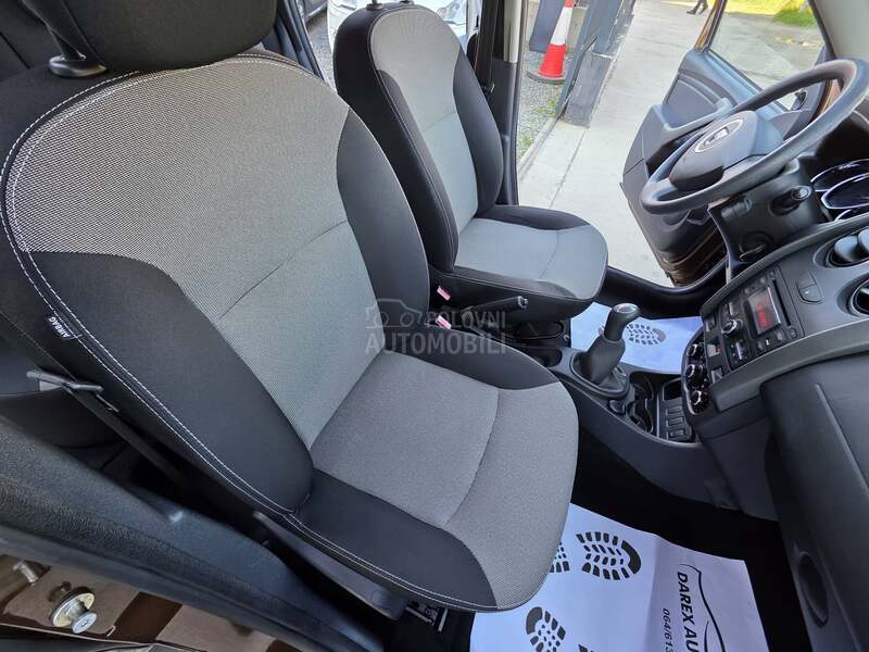 Dacia Duster 1.6 B