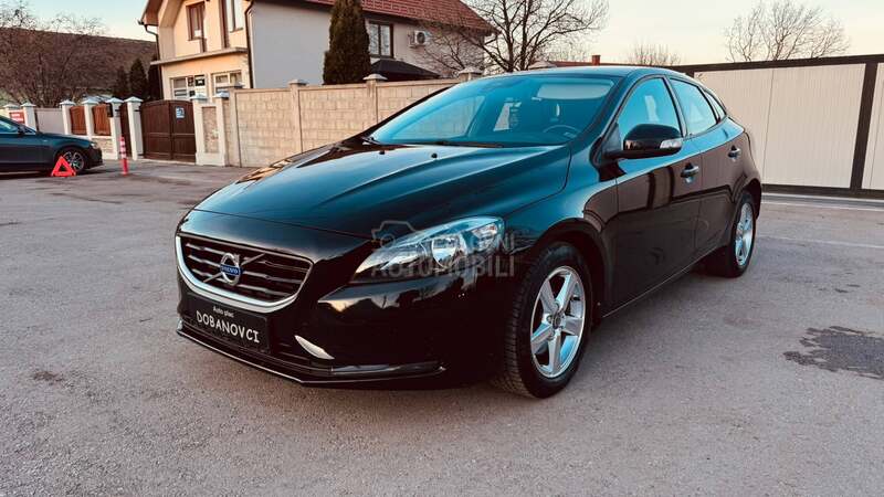 Volvo V40 2.0 D kinetic