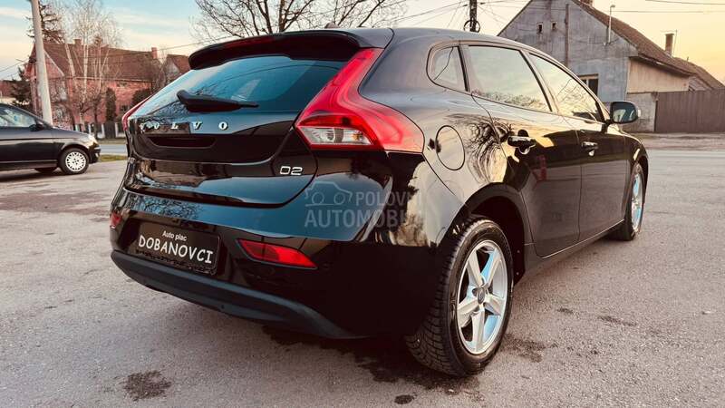 Volvo V40 2.0 D kinetic