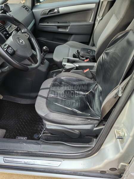 Opel Zafira 1.9 CDTI