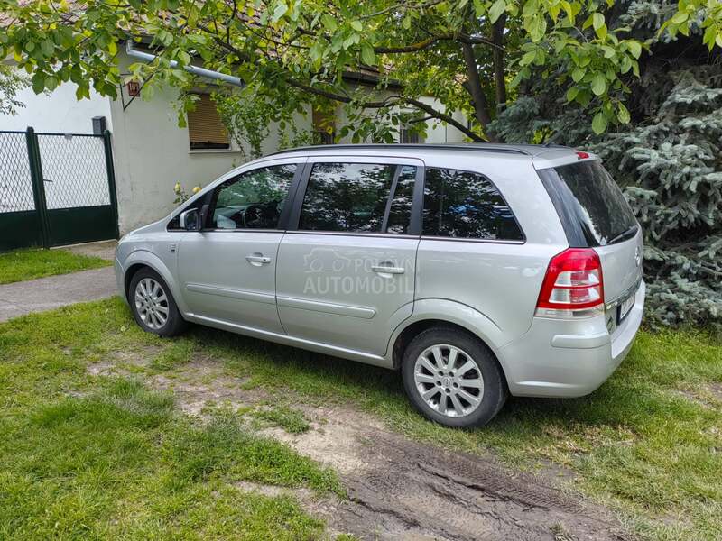 Opel Zafira 1.9 CDTI
