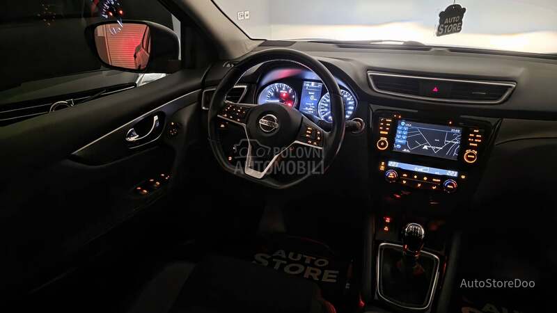 Nissan Qashqai 1.2 DIG-T N-connecta