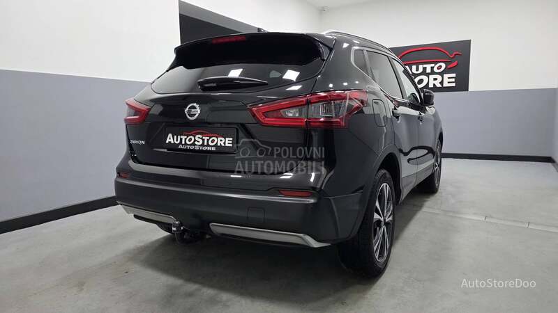 Nissan Qashqai 1.2 DIG-T N-connecta