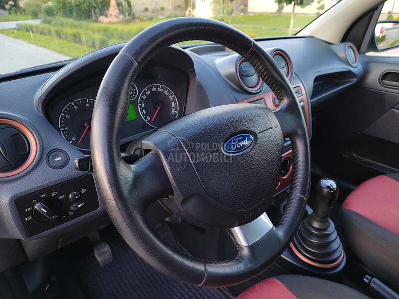 Ford Fiesta 1,3i 2007g L E P A