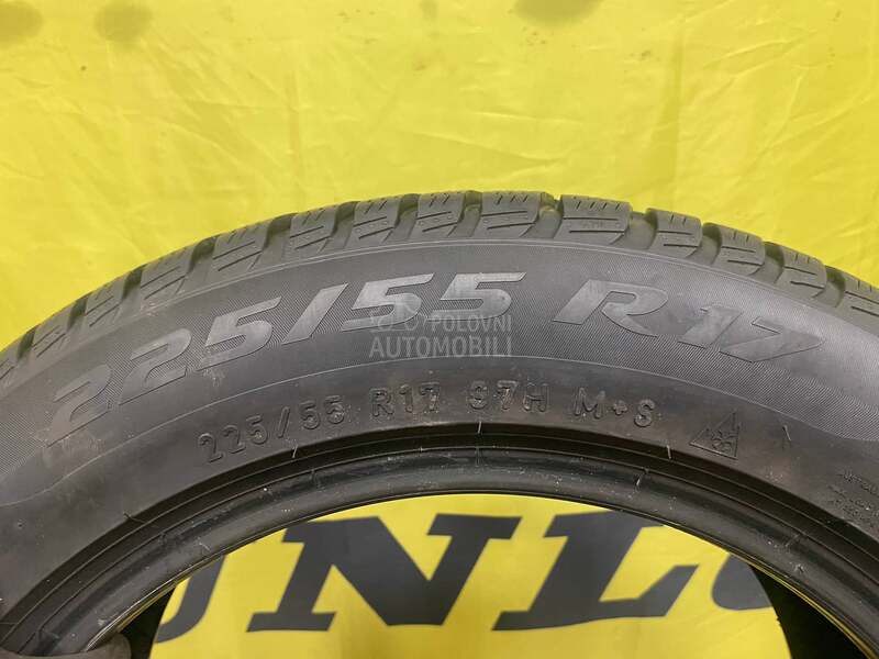Pirelli 225/55 R17 Zimska