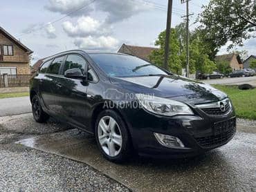 Opel Astra J 