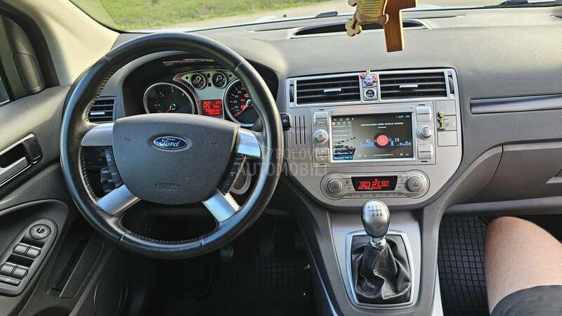 Ford Kuga 2.0 TDCI TITANIUM