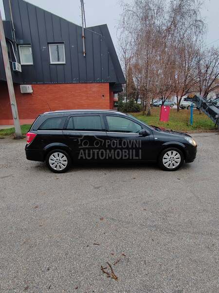 Opel Astra H 