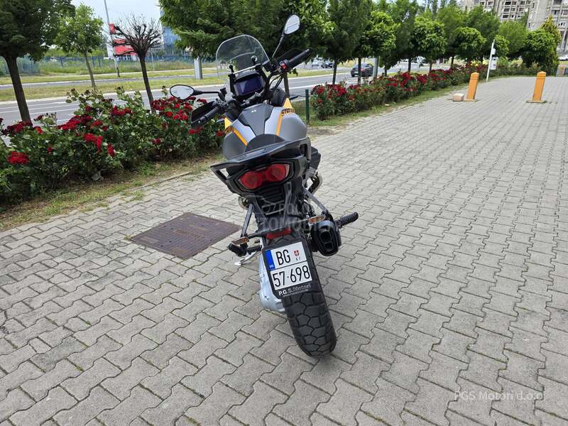 Moto Guzzi V100 STELVIO