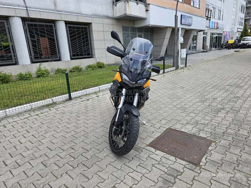 Moto Guzzi V100 STELVIO
