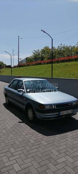 Mazda 323 