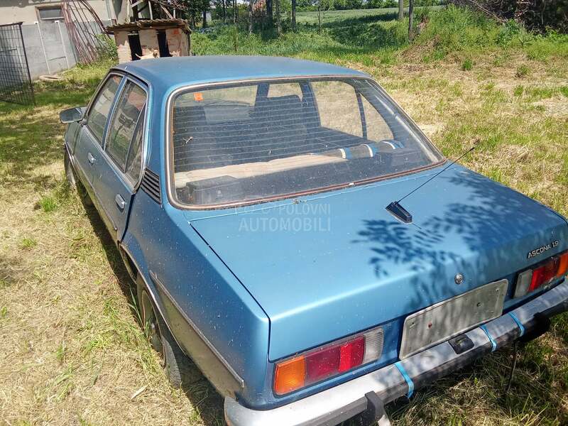 Opel Ascona 1.9 b