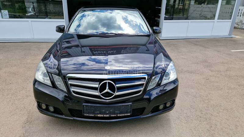 Mercedes Benz E 200 220 elegance