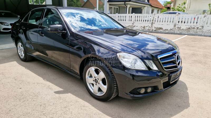 Mercedes Benz E 200 220 elegance
