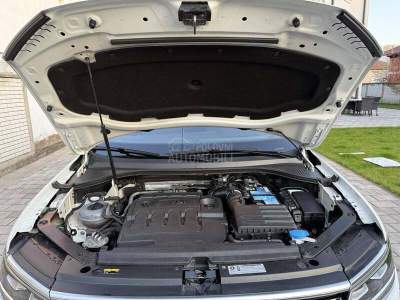 Volkswagen Tiguan 2.0 TDI R LINE PANO