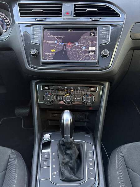 Volkswagen Tiguan 2.0 TDI R LINE PANO