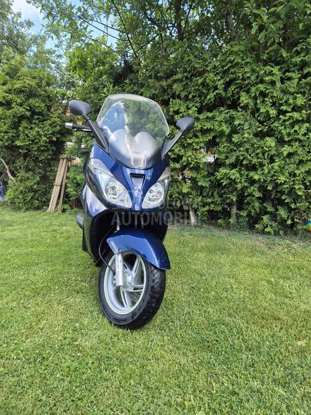 Aprilia atlantic 250