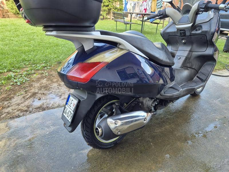 Aprilia atlantic 250