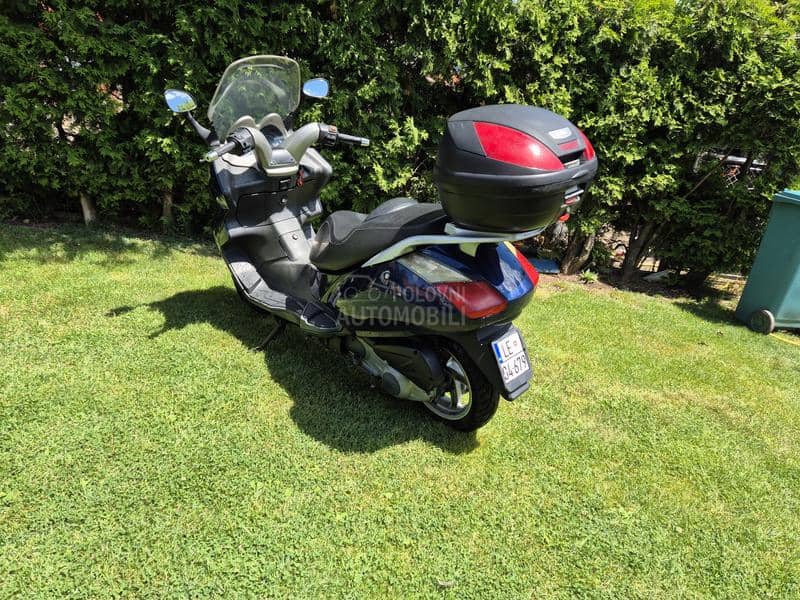 Aprilia atlantic 250