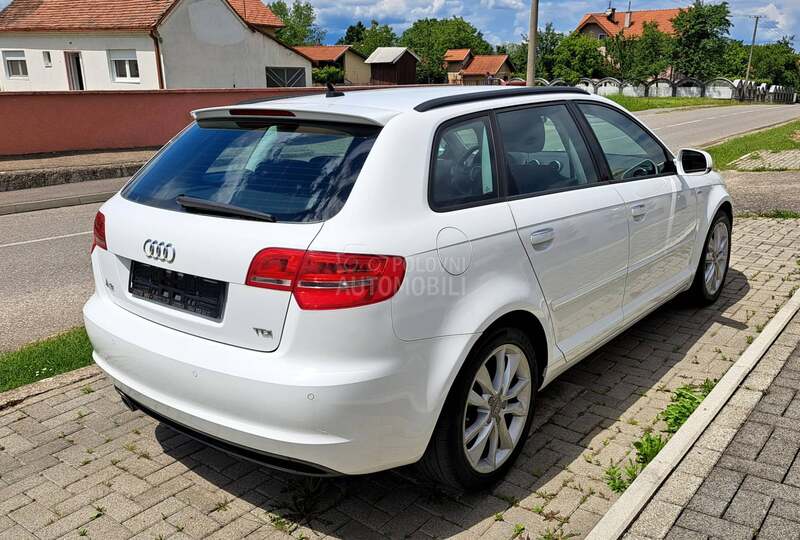 Audi A3 1.6 TDI S line