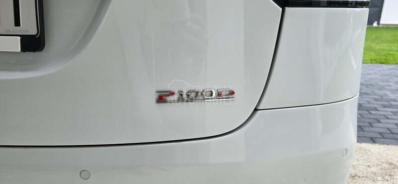 Tesla Model X P100D