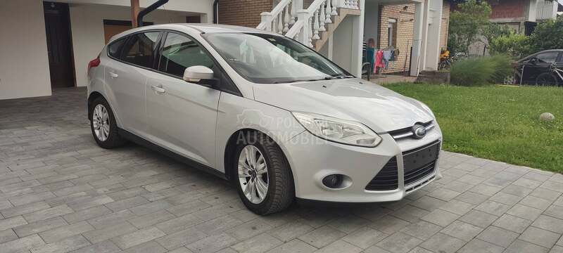 Ford Focus TITANIUM