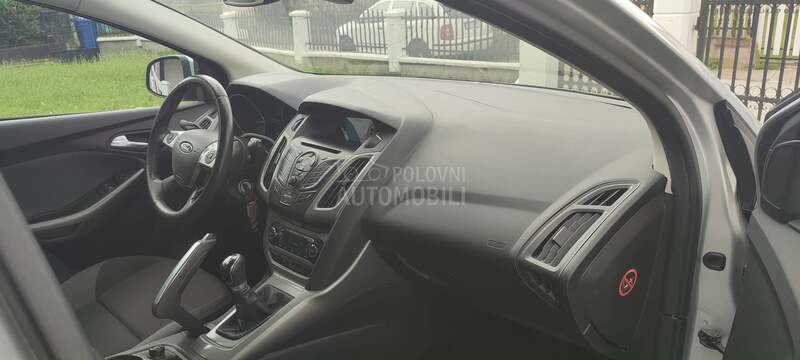 Ford Focus TITANIUM
