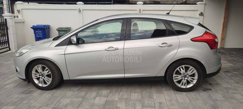 Ford Focus TITANIUM