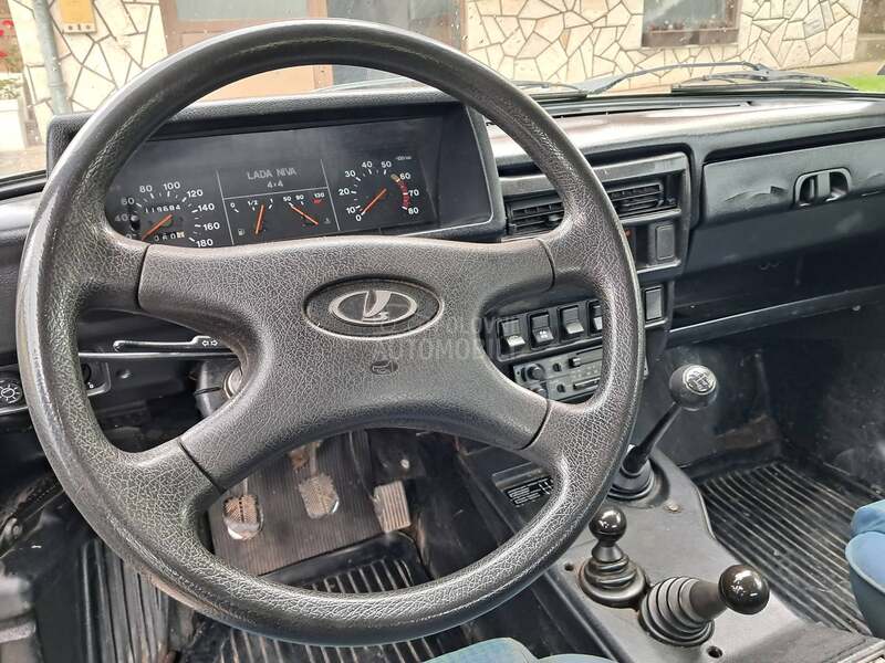 Lada Niva 