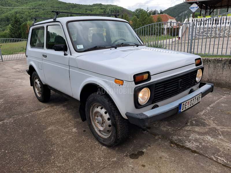 Lada Niva 