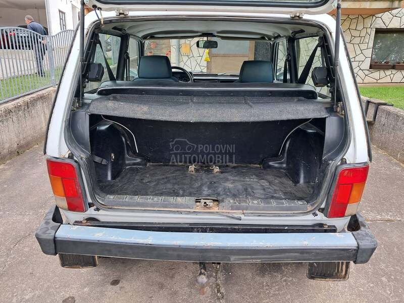 Lada Niva 
