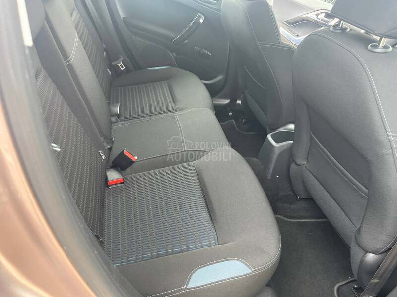 Peugeot 208 1.4 Hdi Allure
