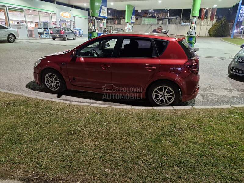 Kia cee`d 
