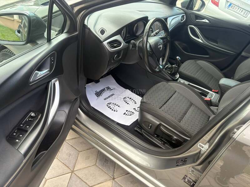 Opel Astra K 1.5 cdti /T O P/