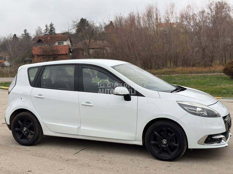 Delovi za Renault Scenic 2001 - 2013. god.