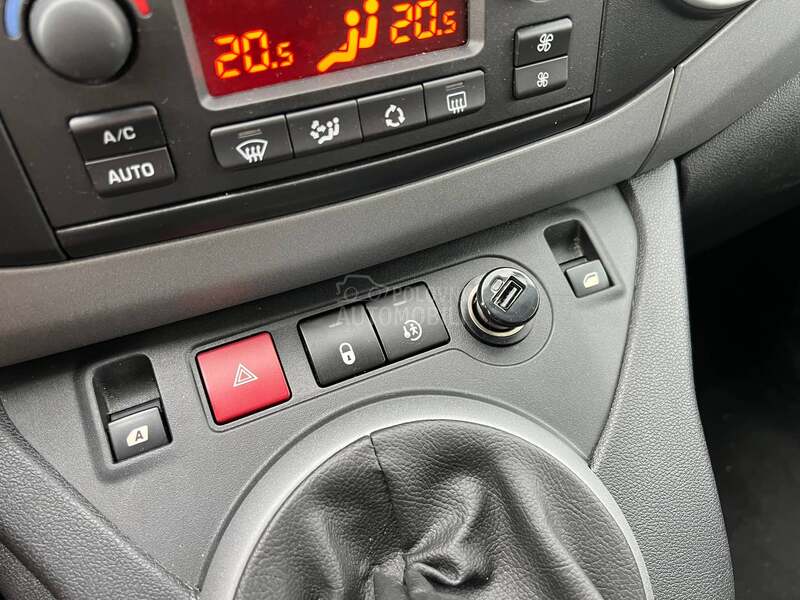 Peugeot Partner 1.2 NAV.i