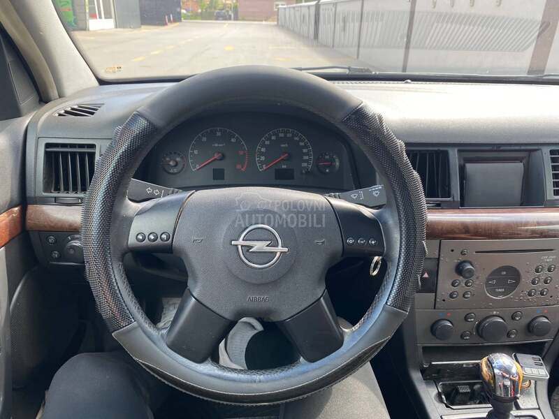 Opel Vectra C 2.2 DTI