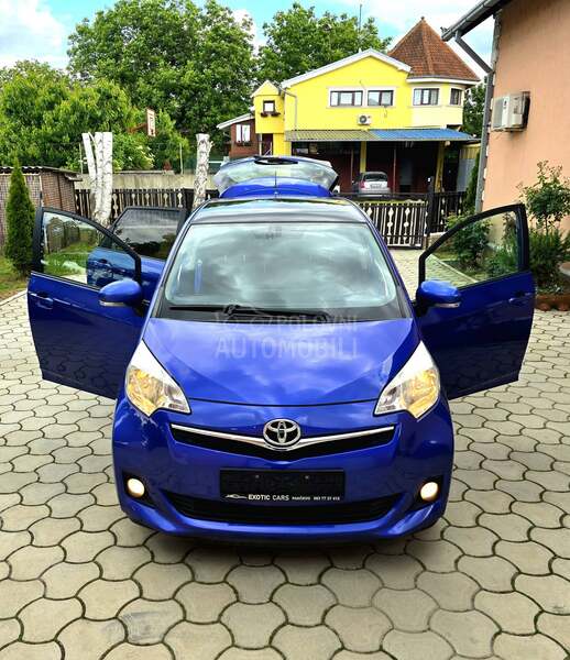 Toyota Verso-S 1.33i  N.A.V.I/PANO