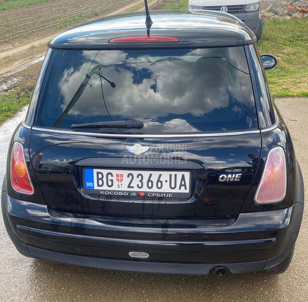 MINI One 