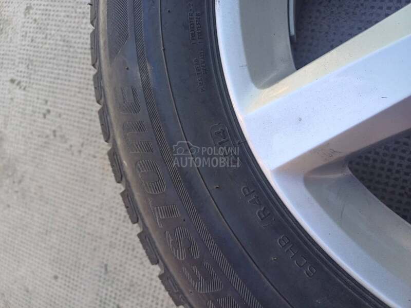 Bridgestone 215/65 R16 Zimska