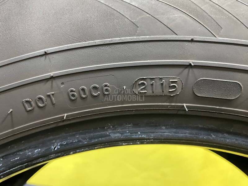 Nokian 235/55 R17 Zimska