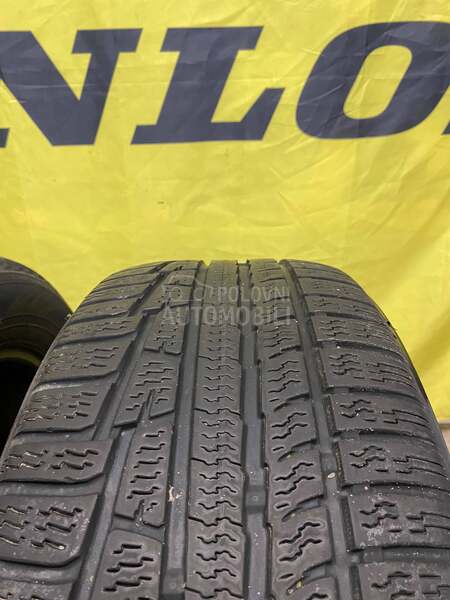 Nokian 235/55 R17 Zimska