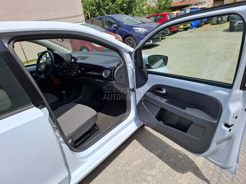 Volkswagen up! 1.0b clima nav 5vr