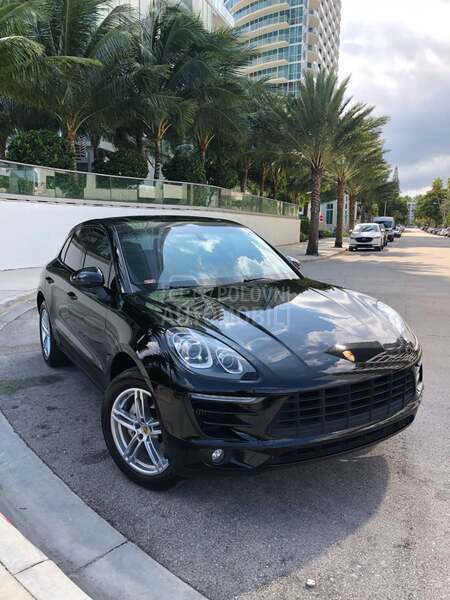 Porsche Macan 