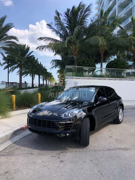 Porsche Macan 